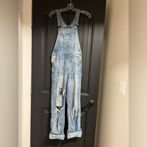 H&M DENIM OVERALLS - Picture 1 of 3